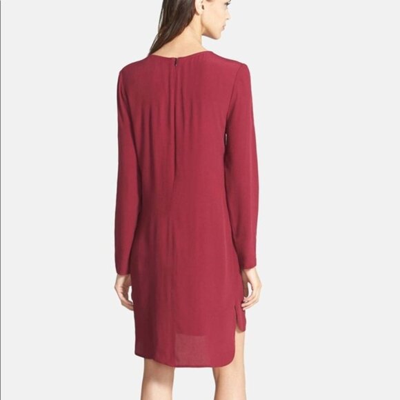 NEW Wayf Long Sleeve High Low Crepe Shift Dress Sz. S - Picture 2 of 2